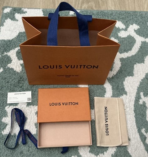 Louis vuitton authentic - louis,