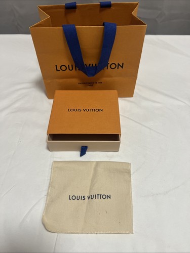 Louis vuitton small wallet - louis,