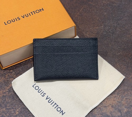 Authentic louis vuitton - vuitton, taiga