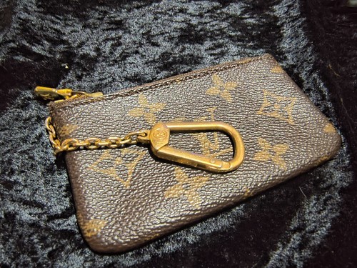 Louis vuitton monogram - louis, key