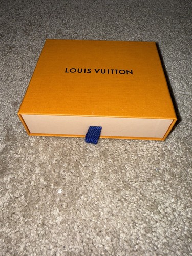 Louis vuitton wallet - louis,
