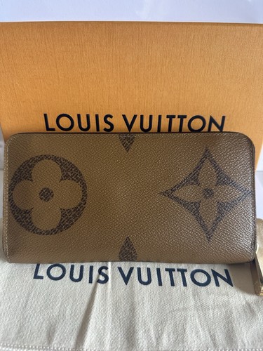 Louis vuitton monogram giant - louis,