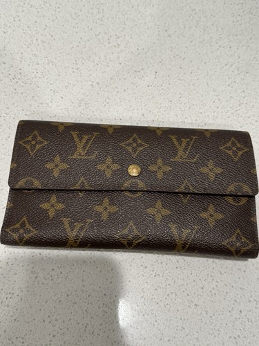 Authentic louis vuitton - authentic,