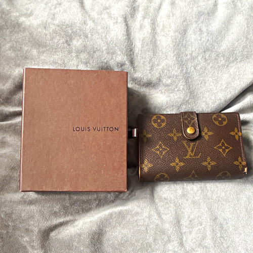 Authentic louis vuitton - louis,