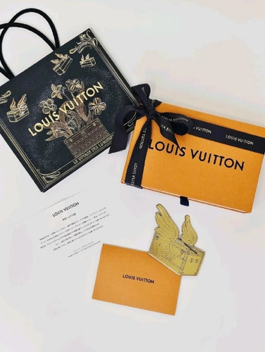 Louis vuitton wallet - louis, box