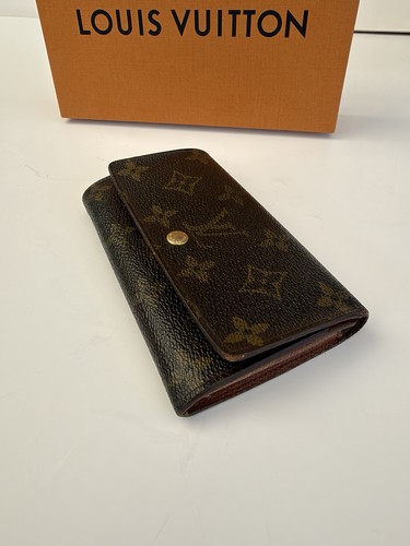 Louis vuitton monogram trésor - louis,