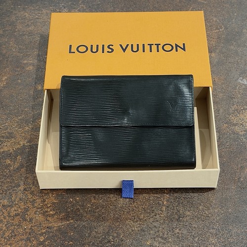 Louis vuitton porte - louis,