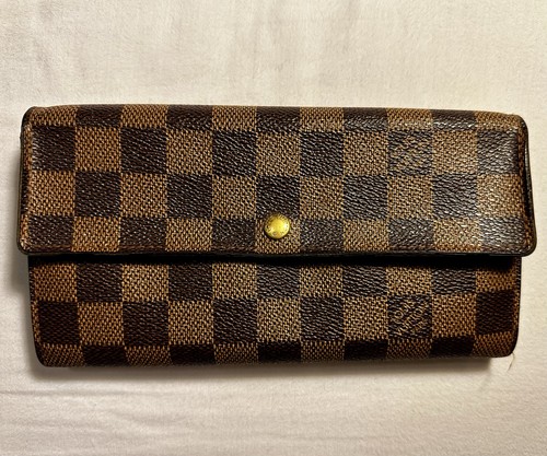 Louis vuitton damier - louis, ebene