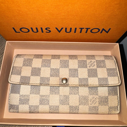 Authenticated louis vuitton - authenticated,
