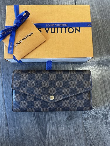 Louis vuitton sarah wallet - louis,