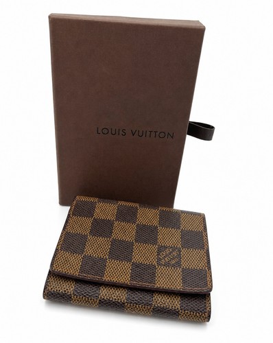 Louis vuitton damier - louis, ebene
