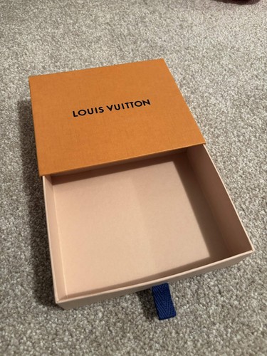 Louis vuitton authentic - louis,