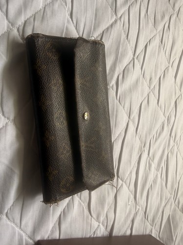 Authentic louis vuitton - authentic,